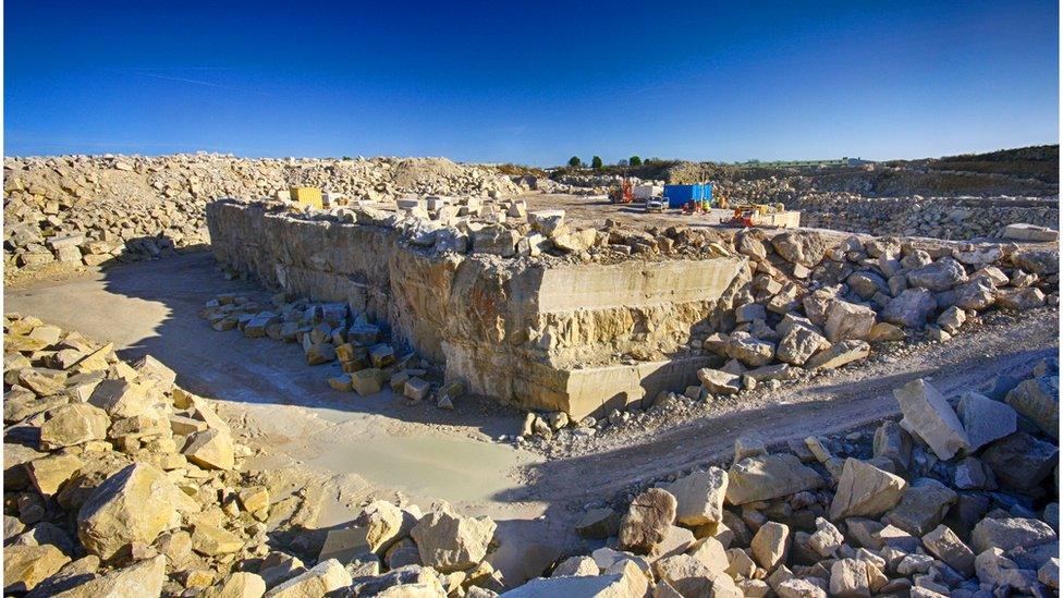 _96703749_quarry1